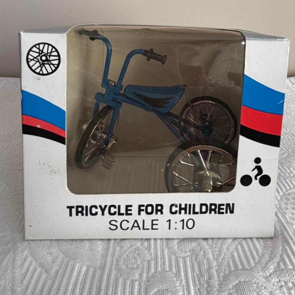 MY Tek-0064 Die Cast Metal Tricycle for Children Scale 1:10